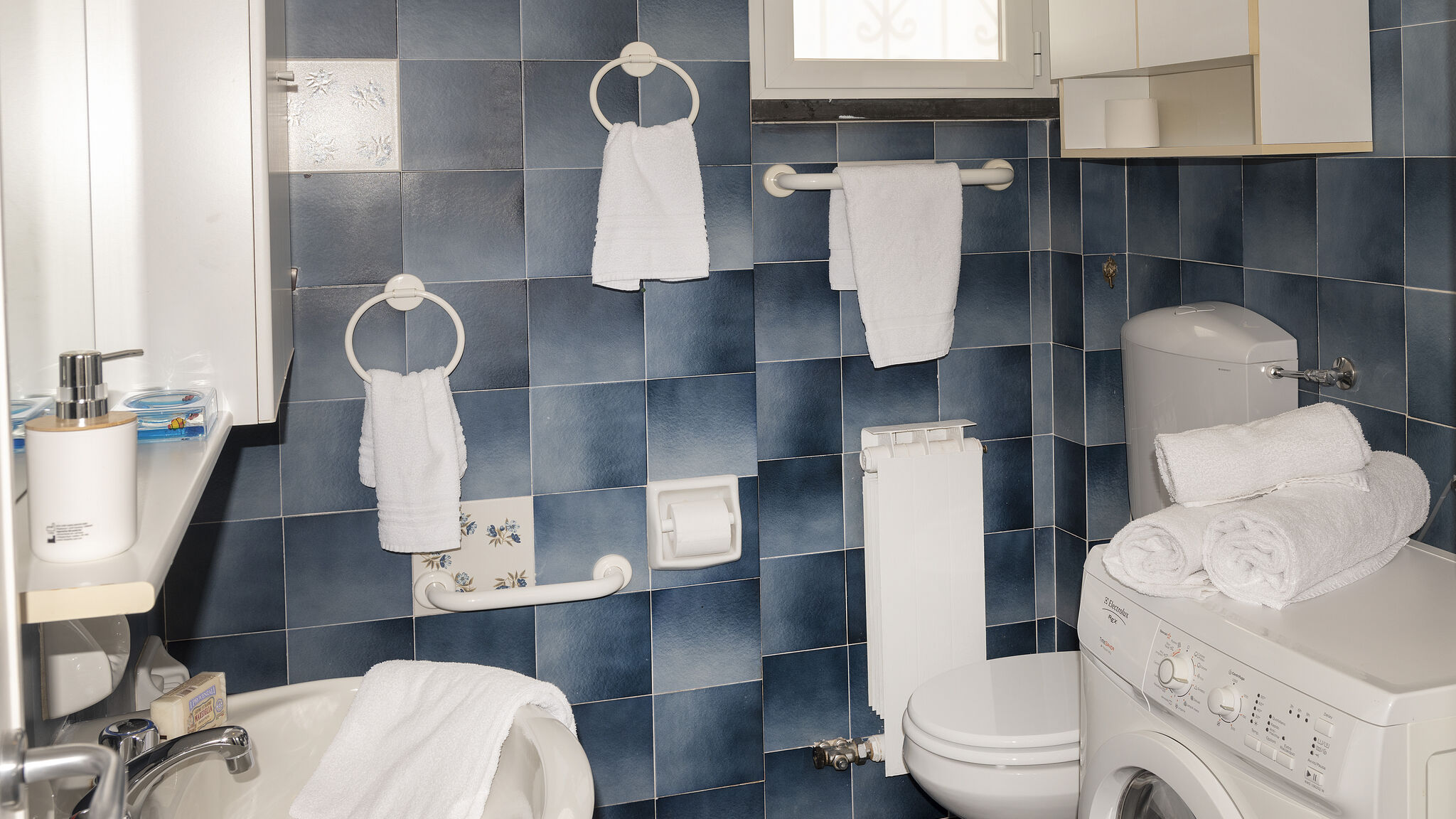 Italianway Varazze Caracas Home