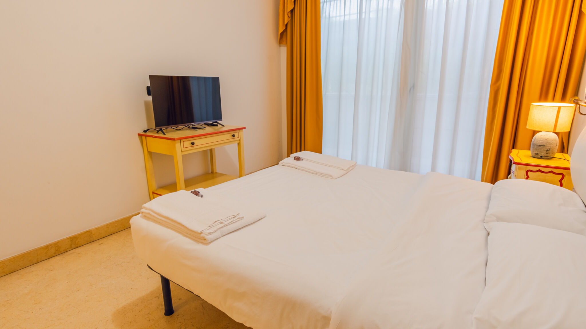Italian Homing Desenzano del Garda 02 Relais du Lac Village