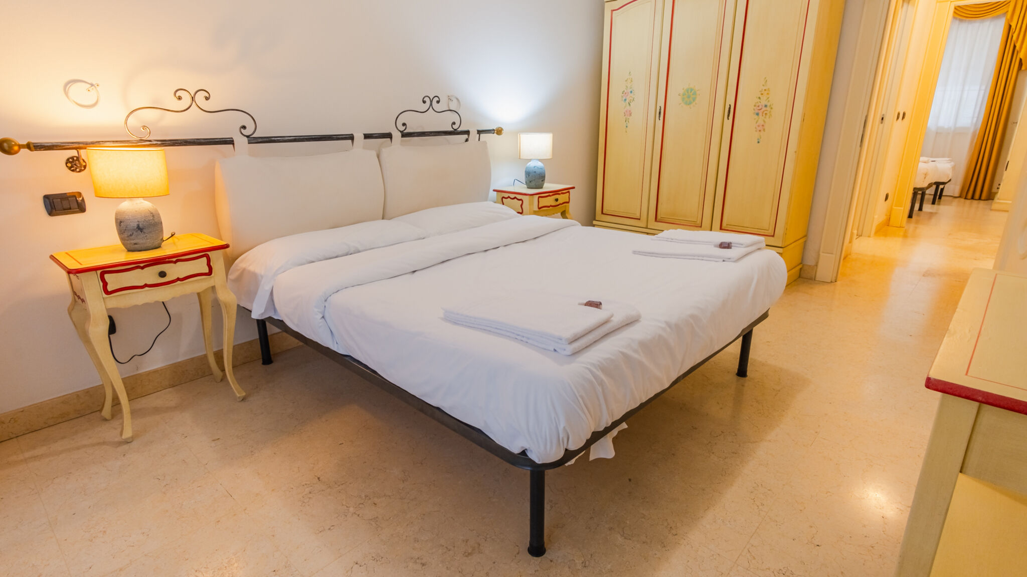 Italian Homing Desenzano del Garda 02 Relais du Lac Village