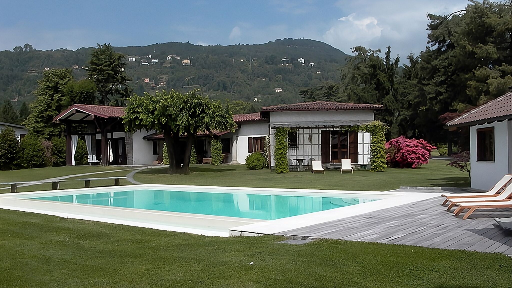 Italianway Lesa Relais Dolce Lago