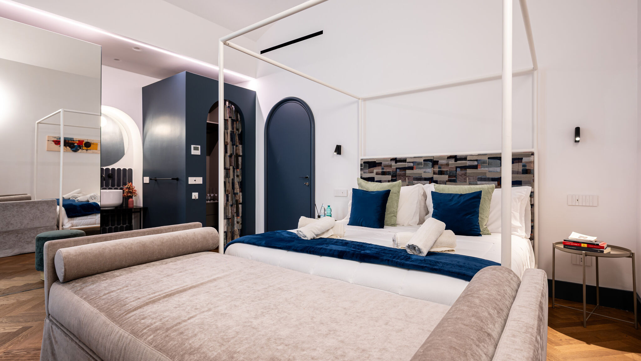 Italianway Napoli Via Port'Alba 19 - Eleonora Room