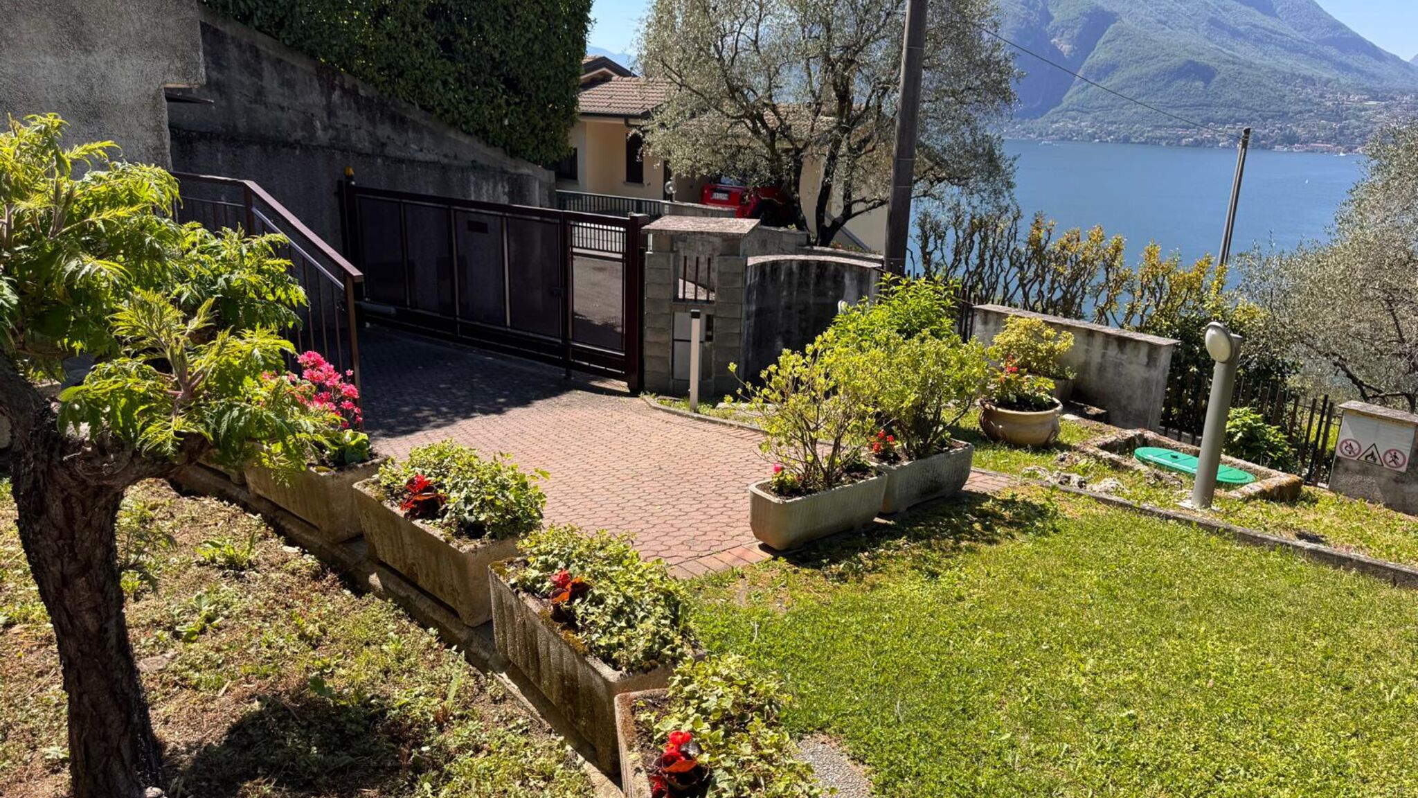 Varenna Lake Como Experience Perledo Villa Bianca One