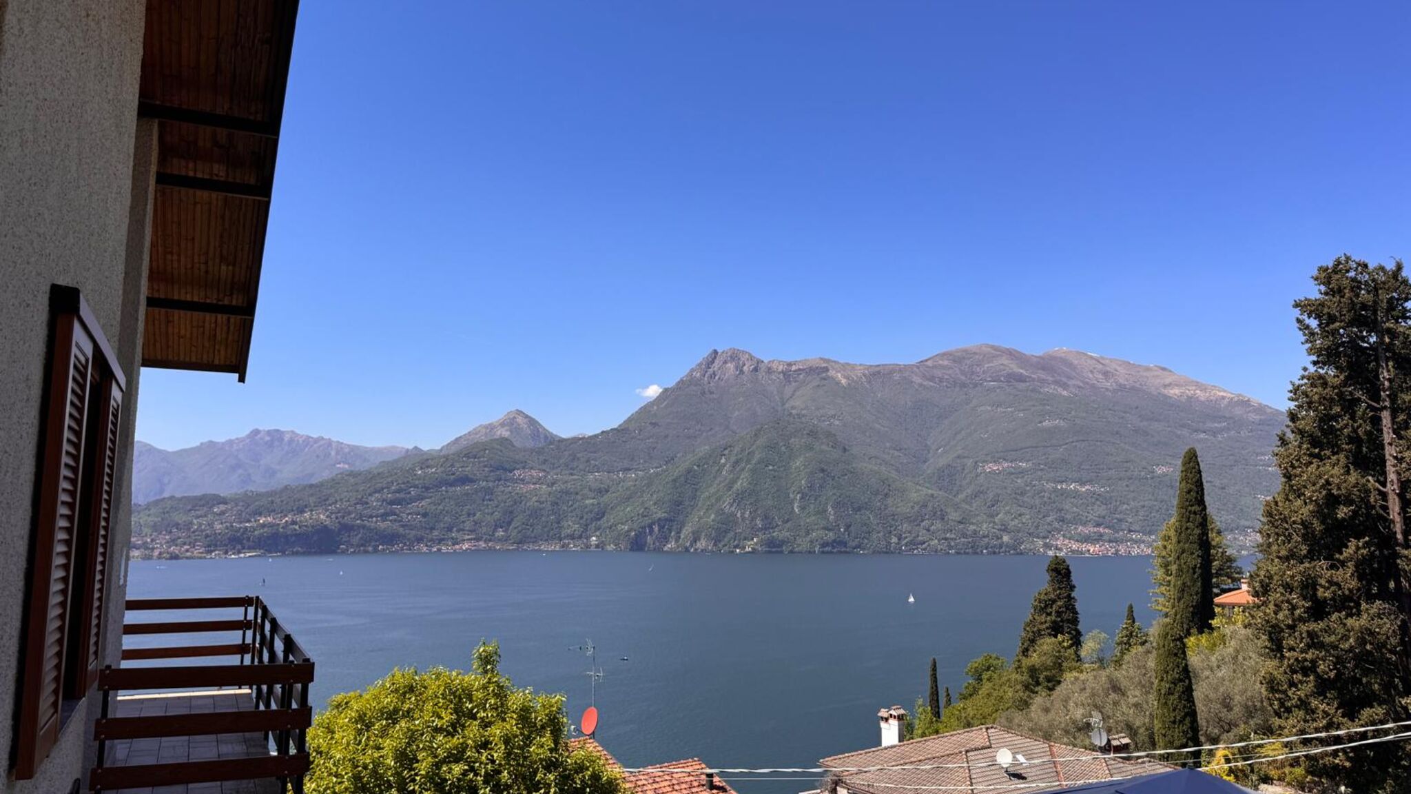 Varenna Lake Como Experience Perledo Villa Bianca One