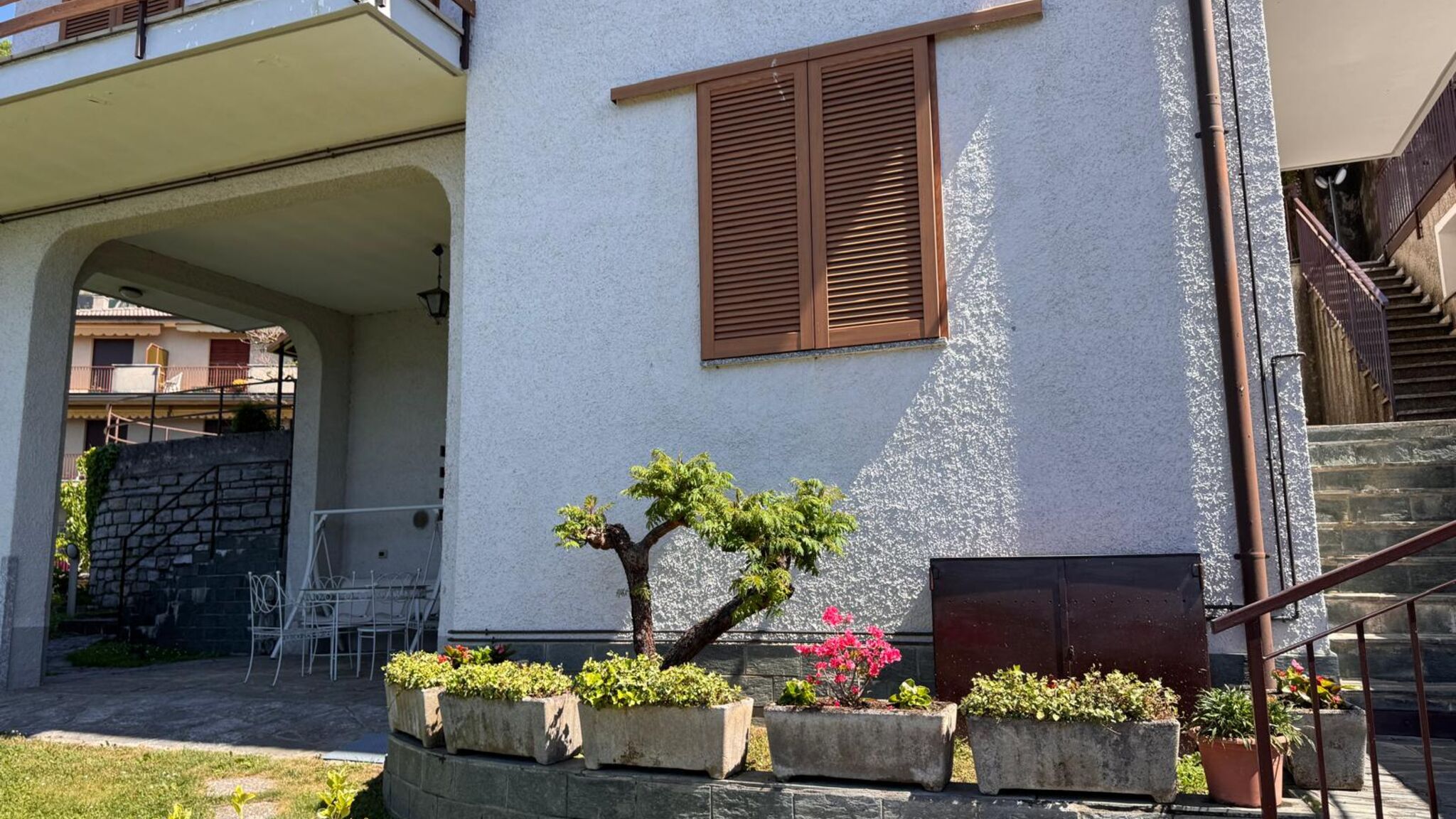 Varenna Lake Como Experience Perledo Villa Bianca One