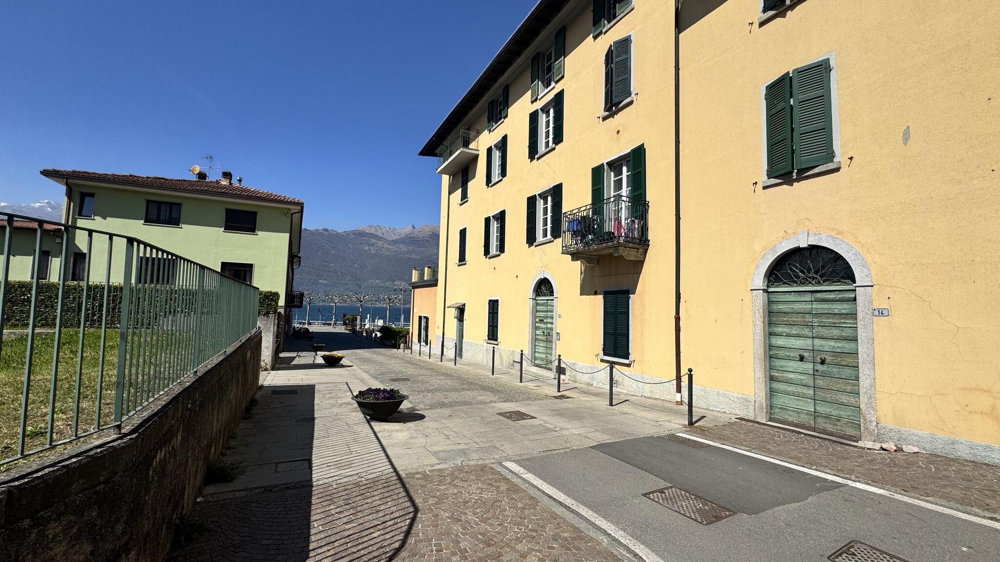 Italianway Colico Azzurra Charming Apartment • Walk to Lake
