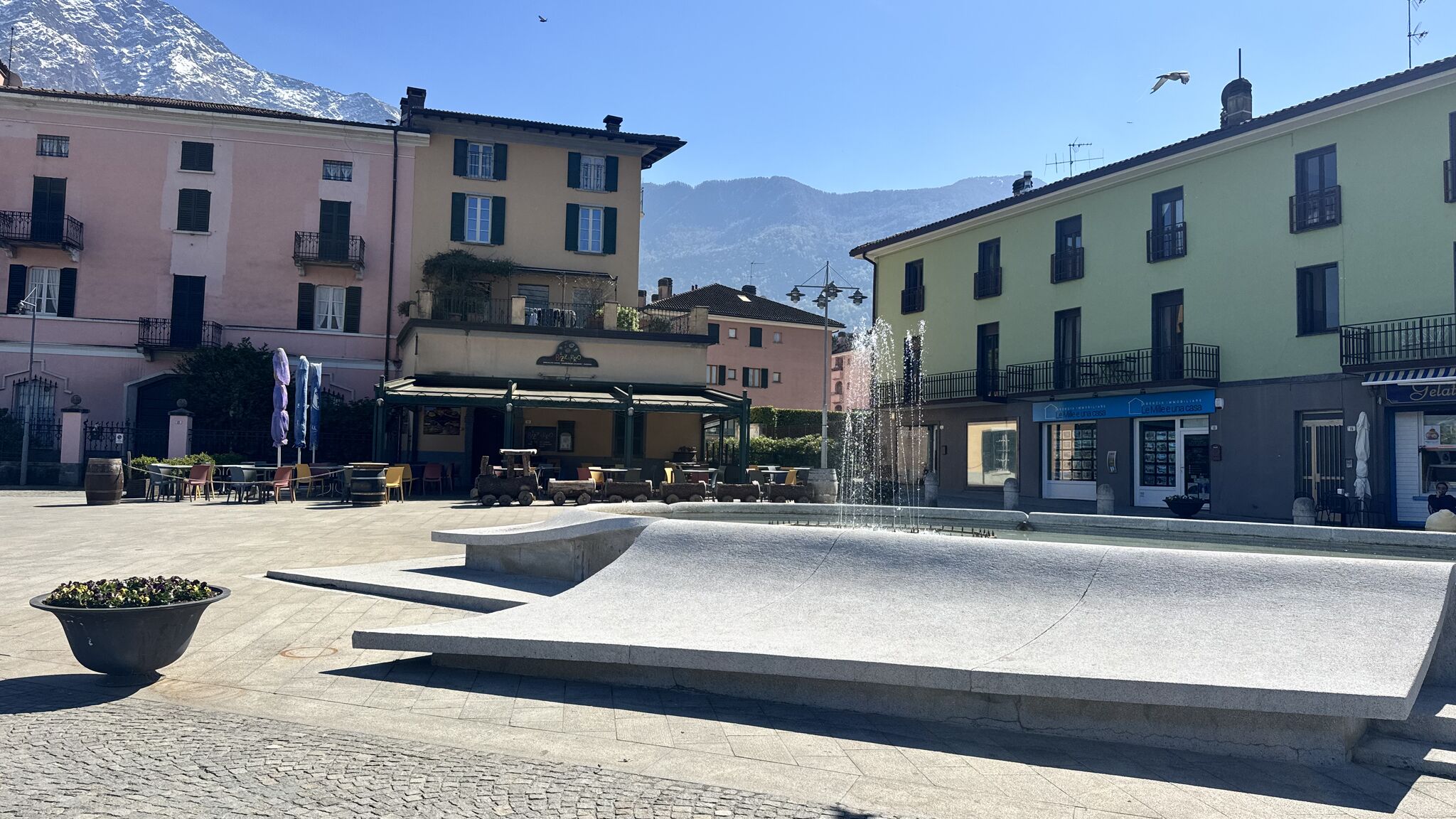 Italianway Colico Azzurra Charming Apartment • Walk to Lake