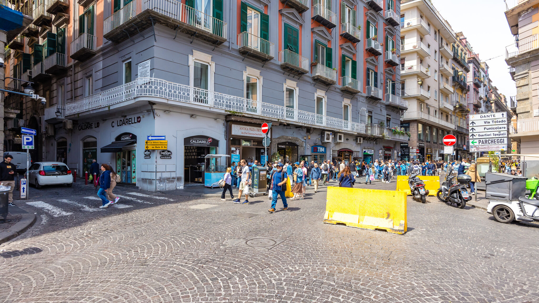 Italianway Napoli Maison Gennaro - Naples Heritage Stay- Plebiscito