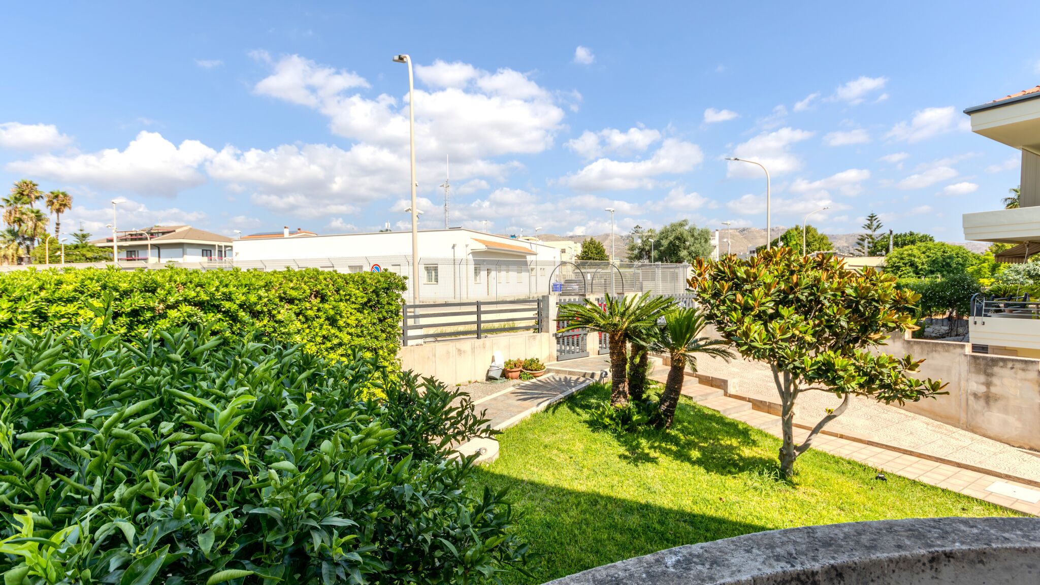 Italianway Avola Magnolia House