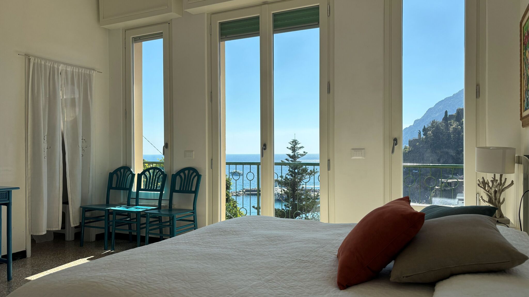 Italianway Monterosso al Mare La casa di Gino in the centre with sea view