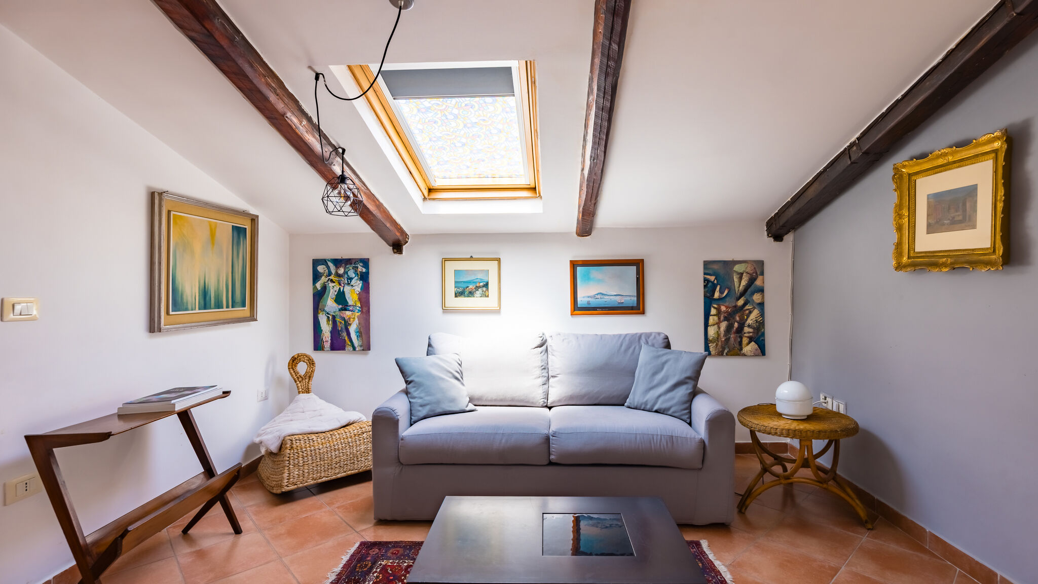 Napoliapartments.it (per Apt commercializzati) Napoli Alessio's House by NapoliApartments