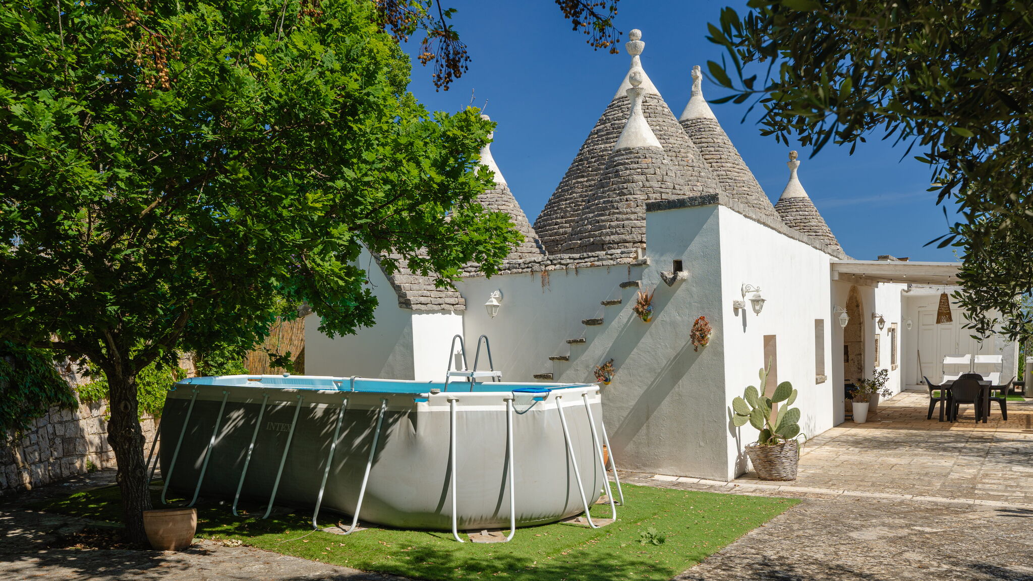 MONHOLIDAY - ospitalità e servizi per il turismo Monopoli Trulli Valeria by Monholiday