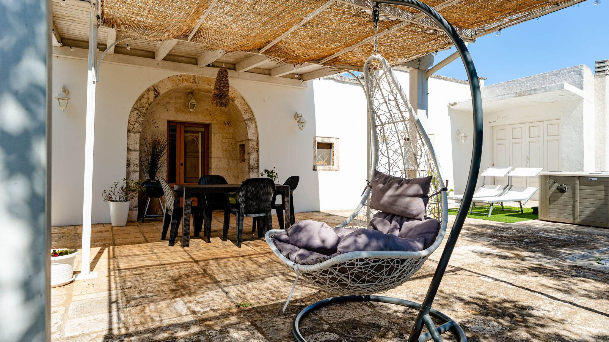 MONHOLIDAY - ospitalità e servizi per il turismo Monopoli Trulli Valeria by Monholiday