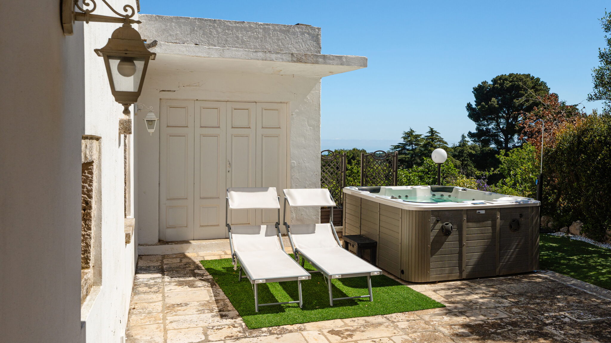 MONHOLIDAY - ospitalità e servizi per il turismo Monopoli Trulli Valeria by Monholiday