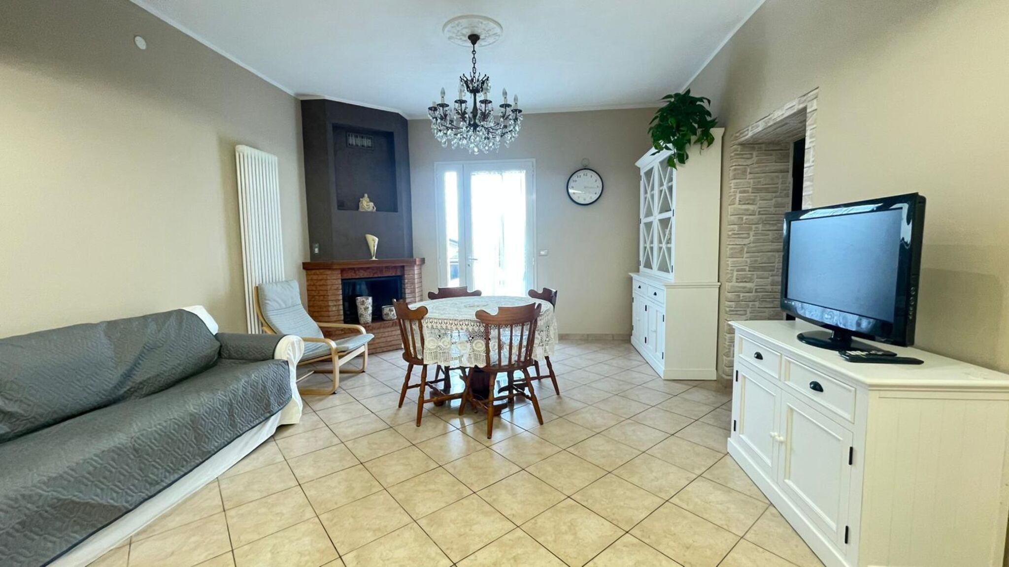 Italianway Rimini Casa Antonella b&b Camera Gialla