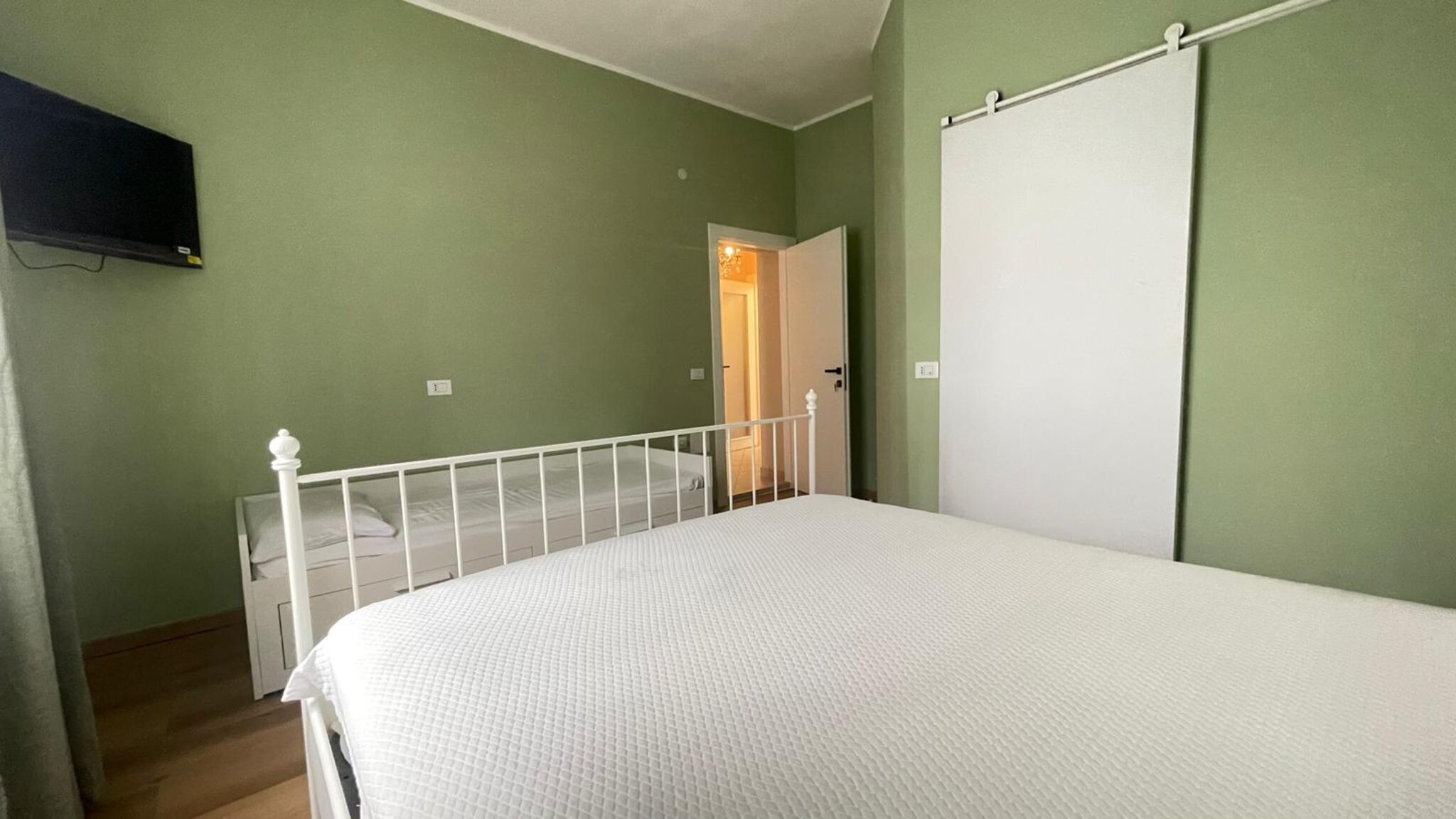 Italianway Rimini Casa Antonella b&b Camera Verde