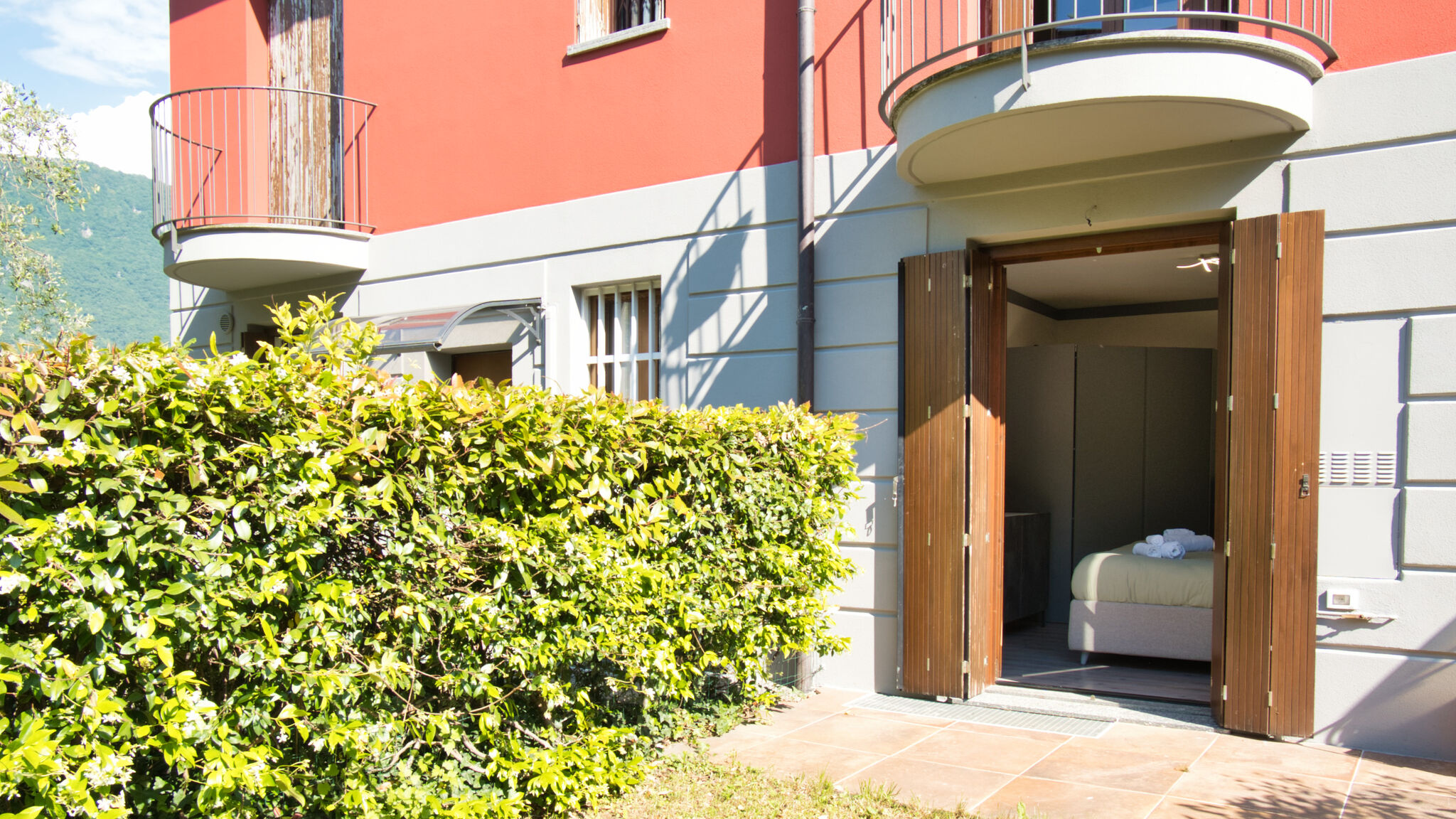 Italianway Garlate Il Giardino sul Lago – Pool Residence