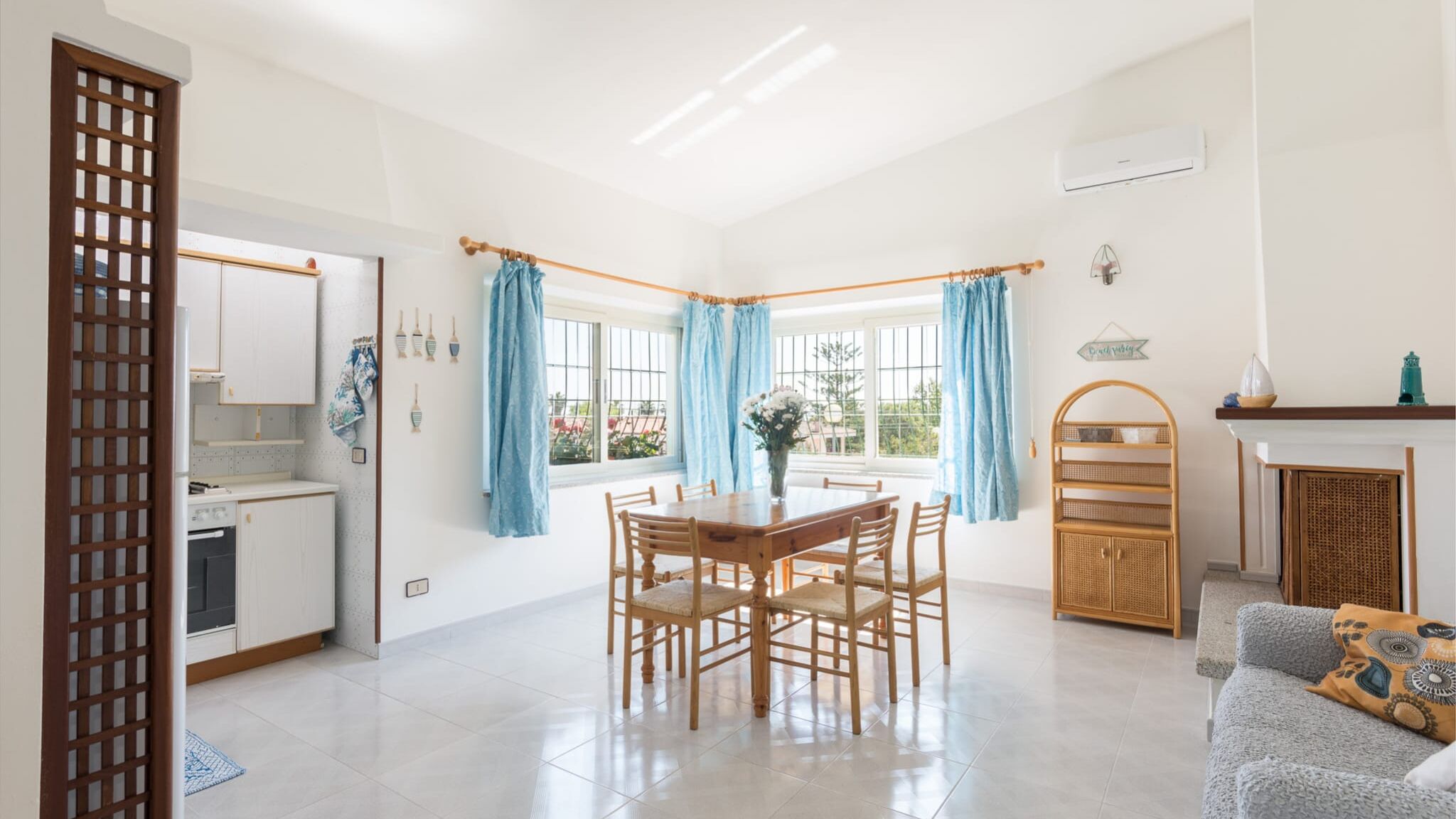 Italianway Budoni Casa Antonia: BBQ & Parking - Porto Ottiolu