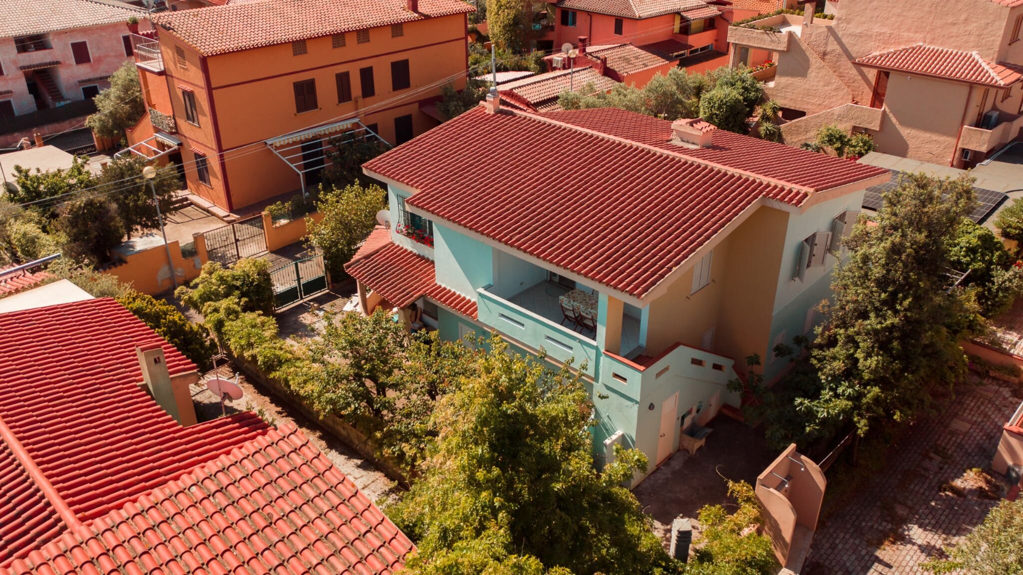 Italianway Budoni Casa Antonia: BBQ & Parking - Porto Ottiolu