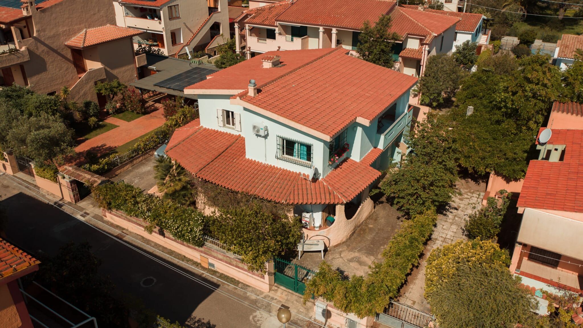 Italianway Budoni Casa Antonia: BBQ & Parking - Porto Ottiolu