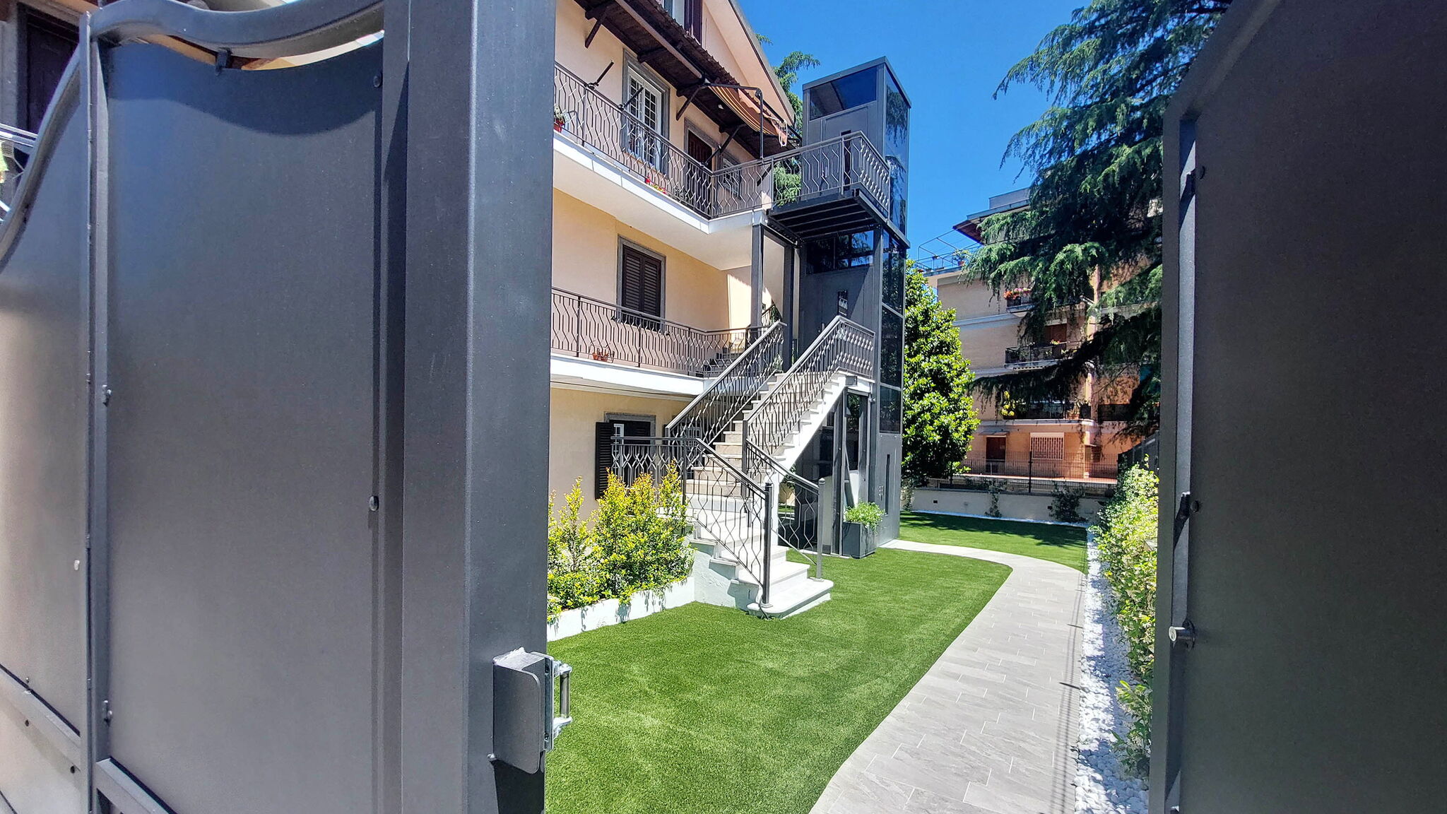 Italianway Roma Maison Gabri - Hidden Garden by Domus&Dimore