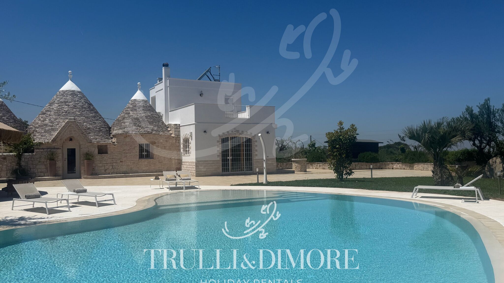 Italianway Monopoli TD Trulli Bruco Large Pool for Family Fun