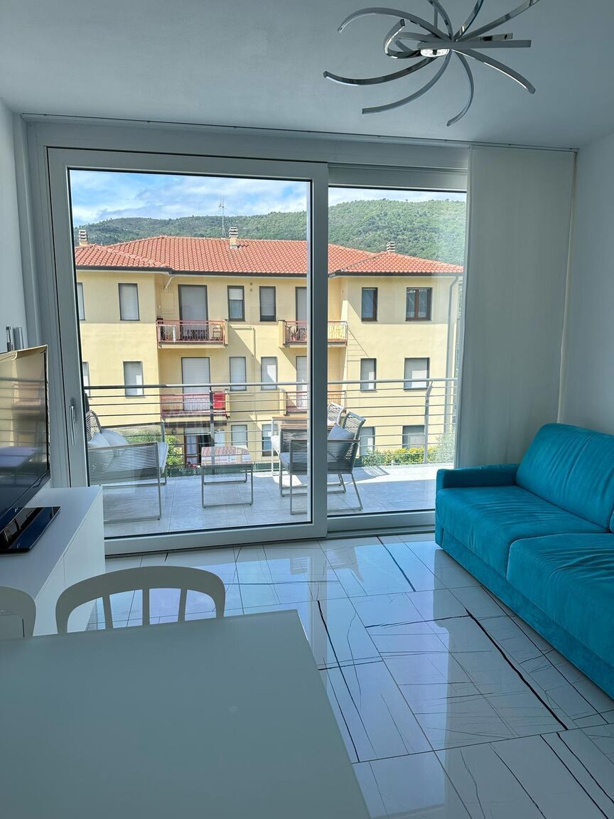 Italianway Andora Perla con Terrazzo e 2 posti auto