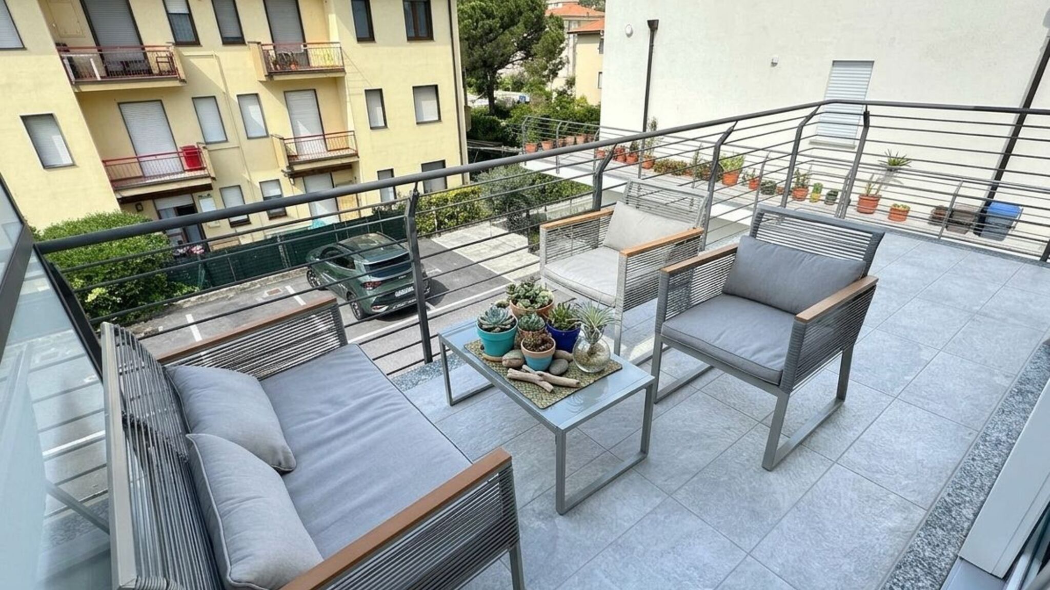 Italianway Andora Perla con Terrazzo e 2 posti auto