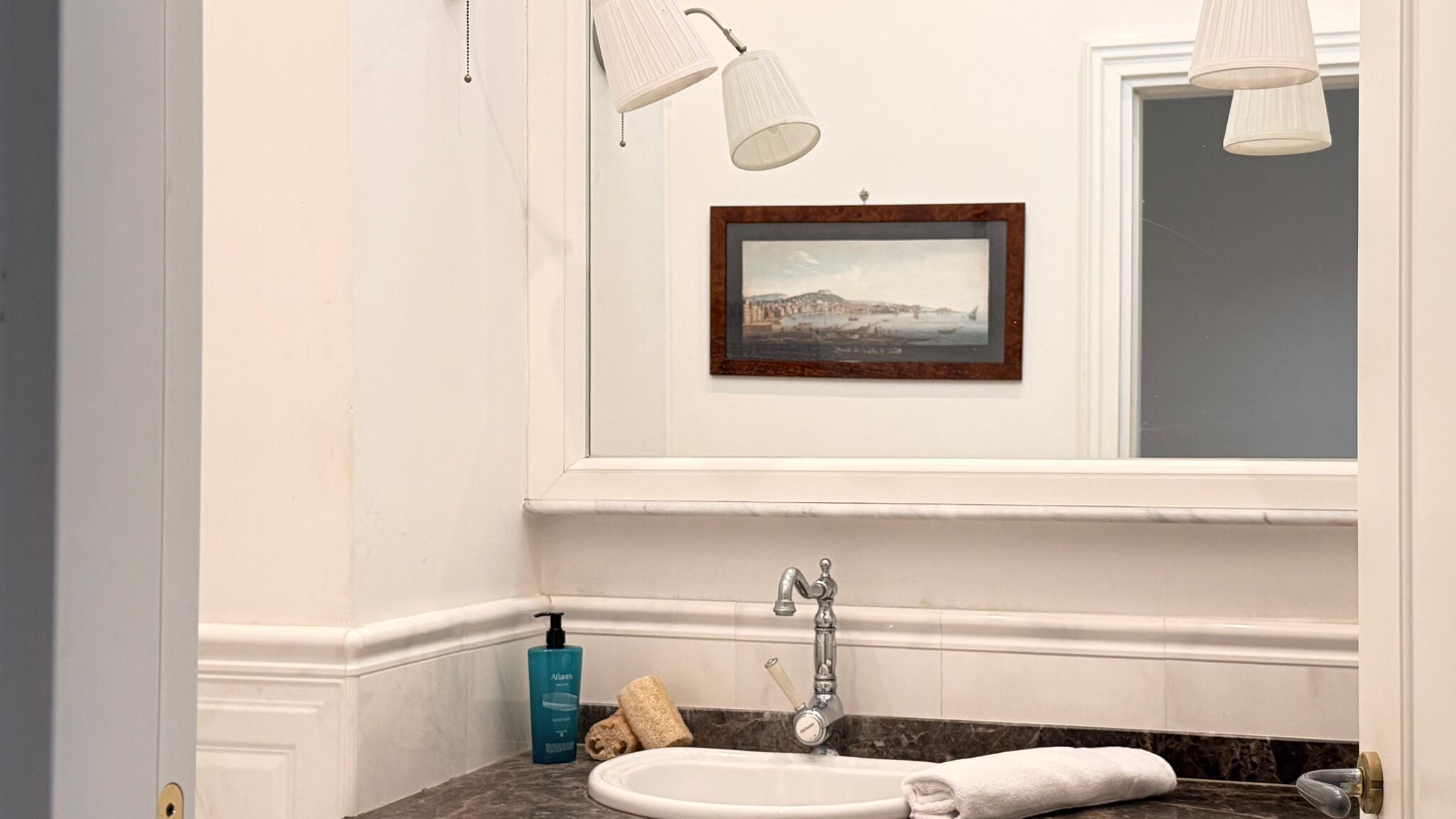 MyBnb Napoli Palazzo dello Spagnolo Suite