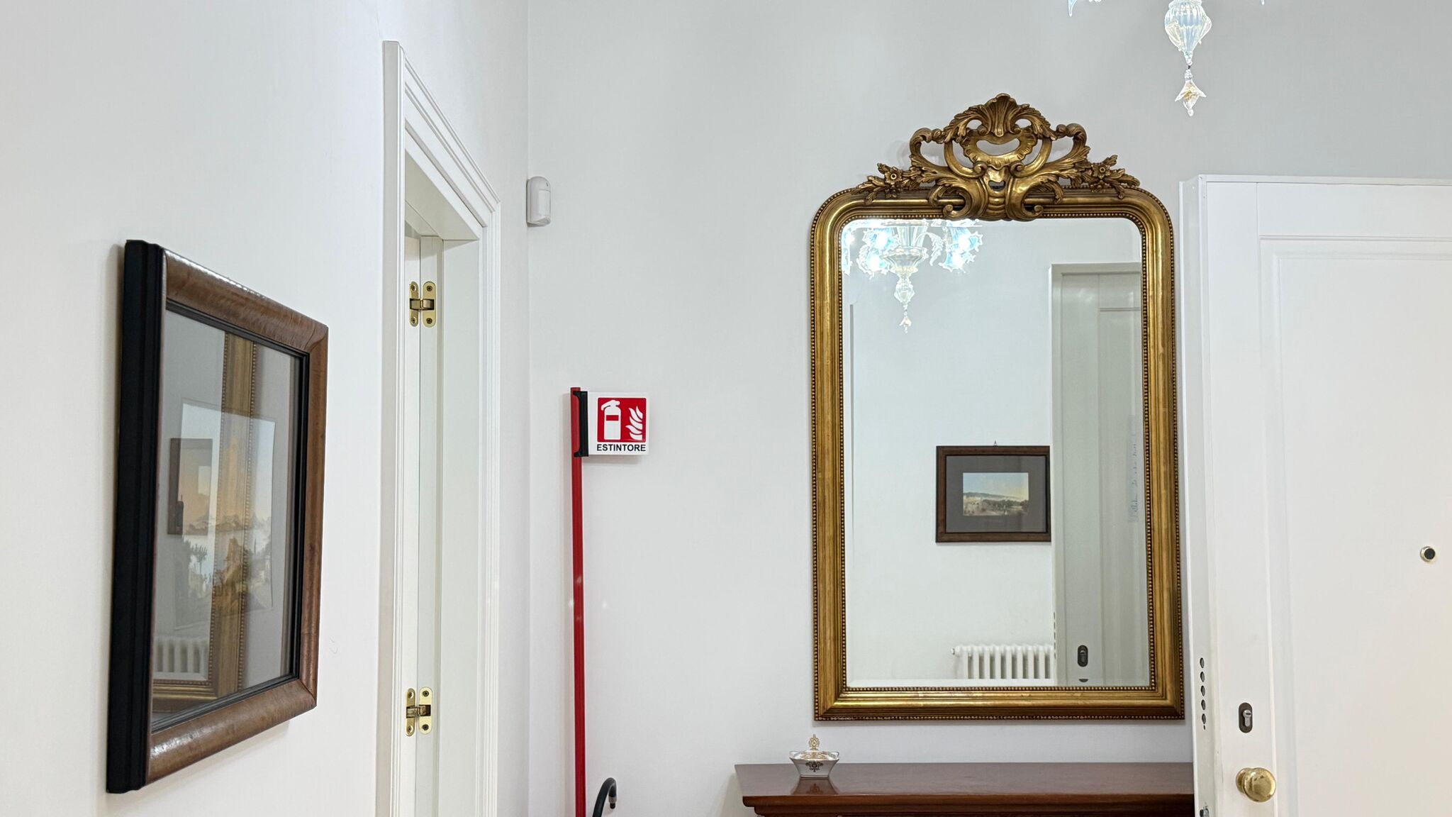 MyBnb Napoli Palazzo dello Spagnolo Suite