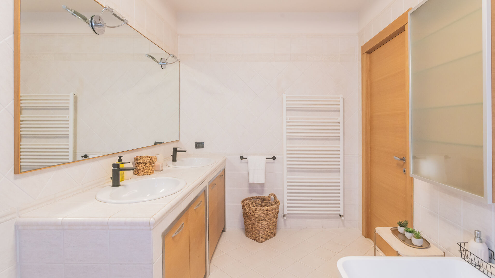 Italianway Montano Lucino Villa Olivo with garden & pool