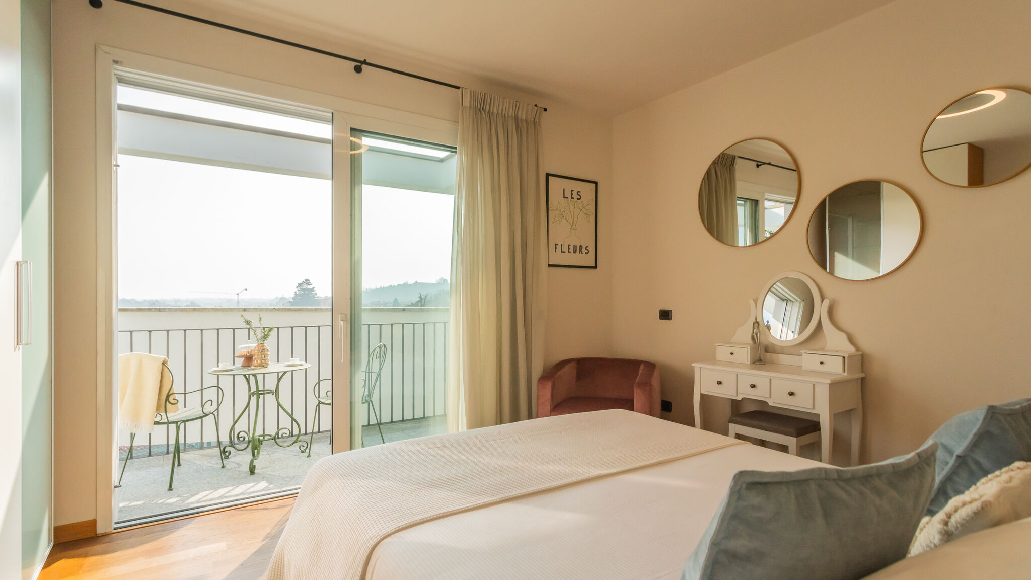 Italianway Montano Lucino Villa Olivo with garden & pool