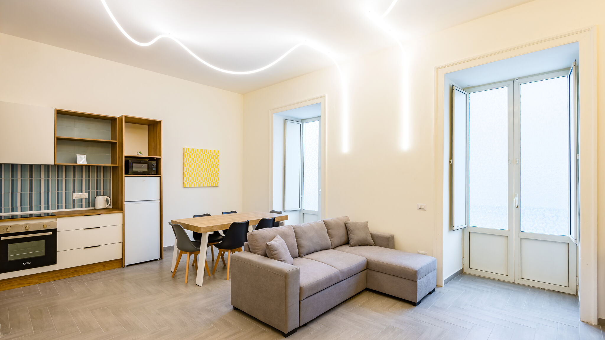 Italianway Napoli Solaris Suites by Napoliapartments