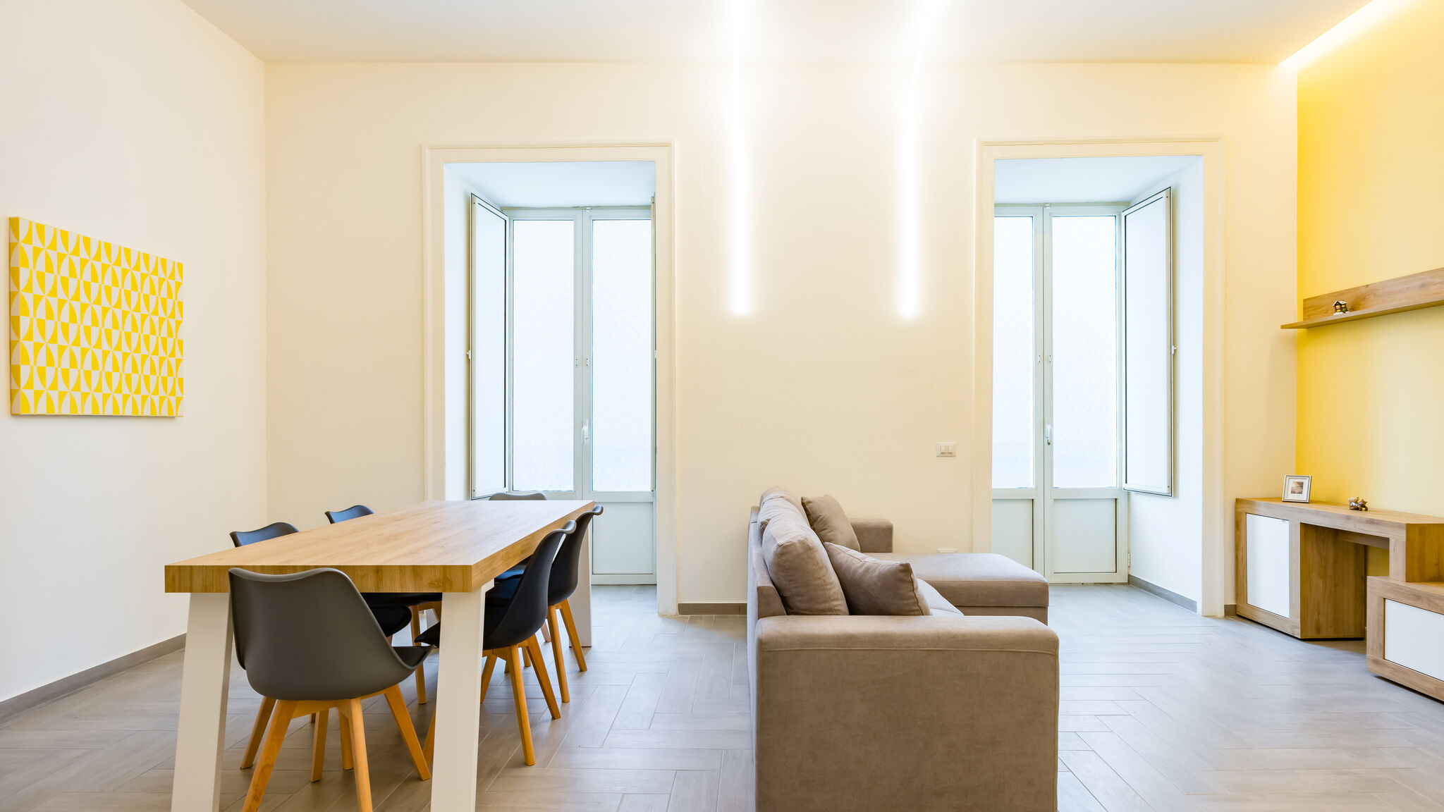 Italianway Napoli Solaris Suites by Napoliapartments