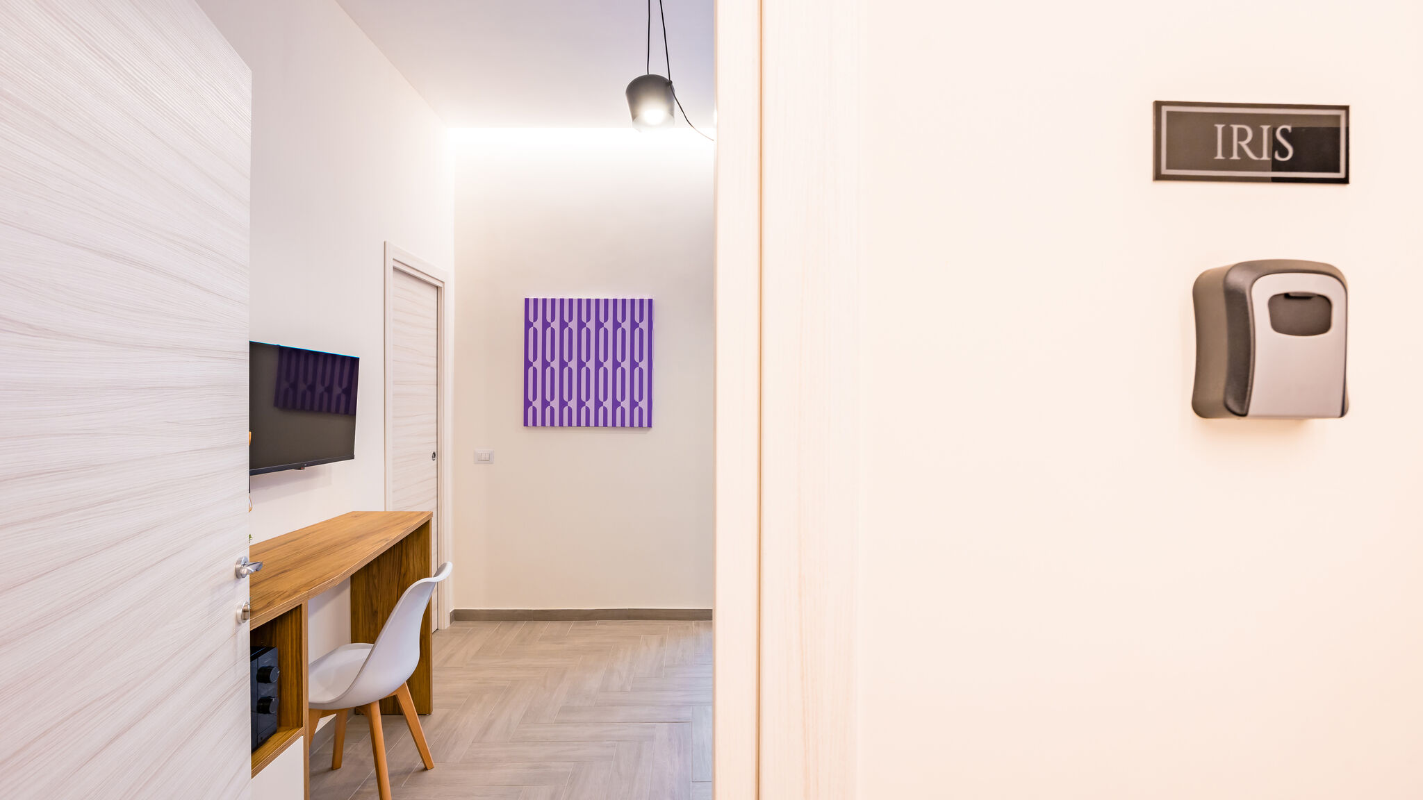 Italianway Napoli Solaris Suites by Napoliapartments