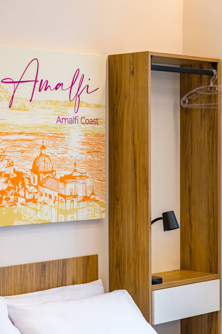 Italianway Napoli Solaris Suites by Napoliapartments