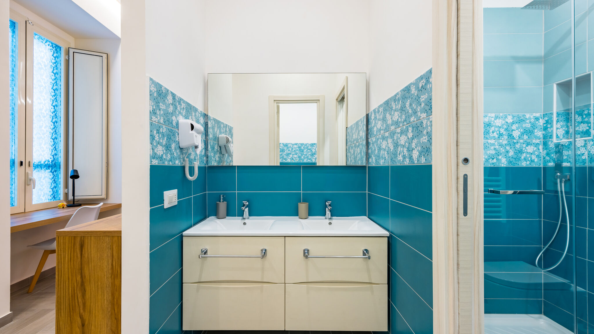Italianway Napoli Solaris Suites by Napoliapartments