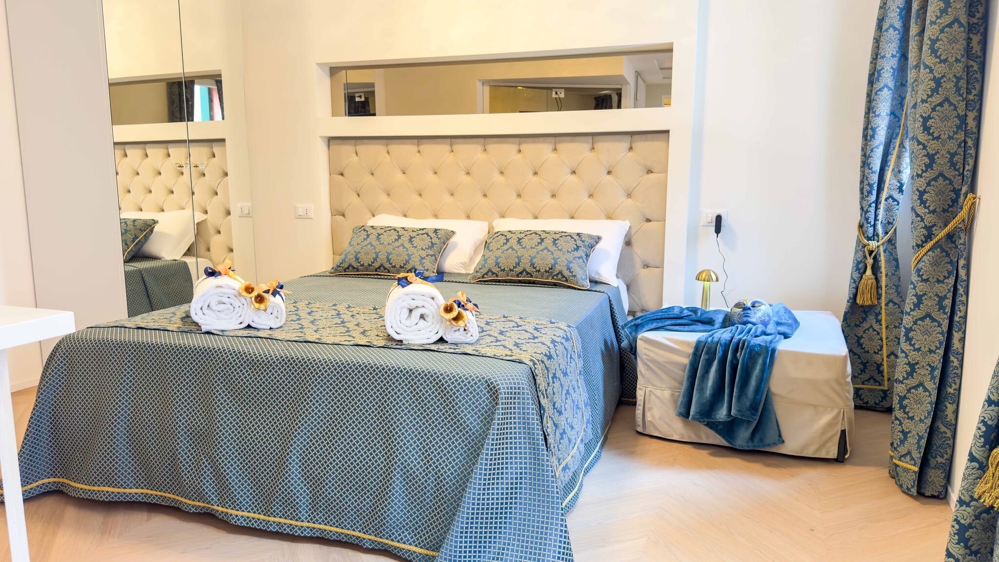 Italianway Chioggia Suite Palazzo Ravagnan by Ca-Sa Check