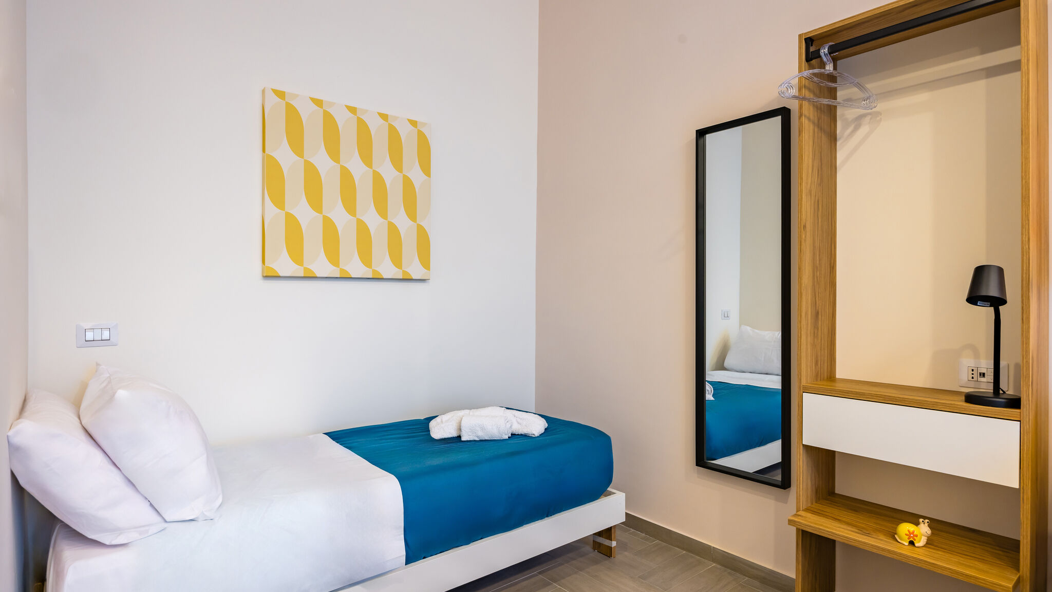 Italianway Napoli Glow tripla - Solaris Suites