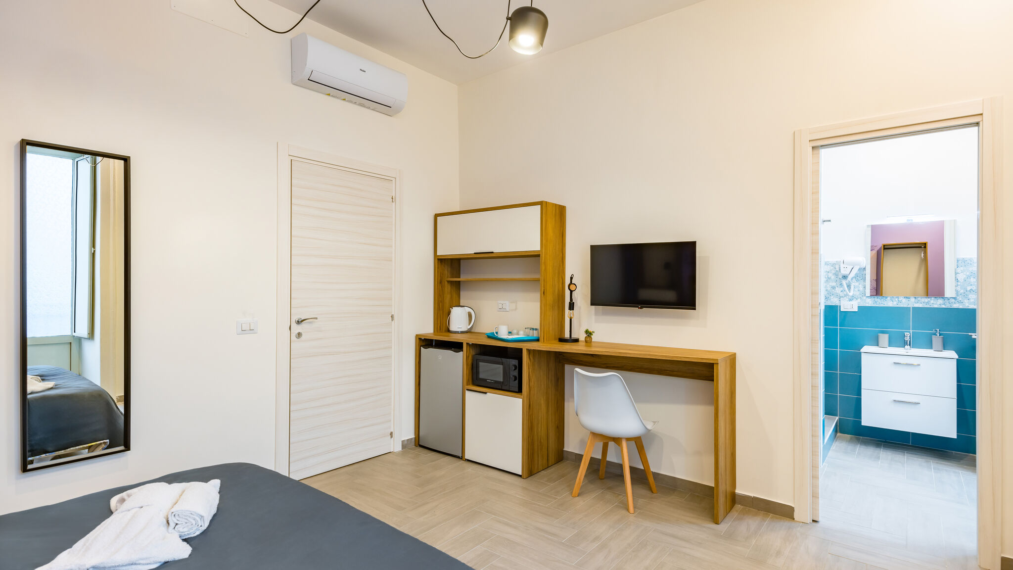 Italianway Napoli Iris Doppia - Solaris Suites