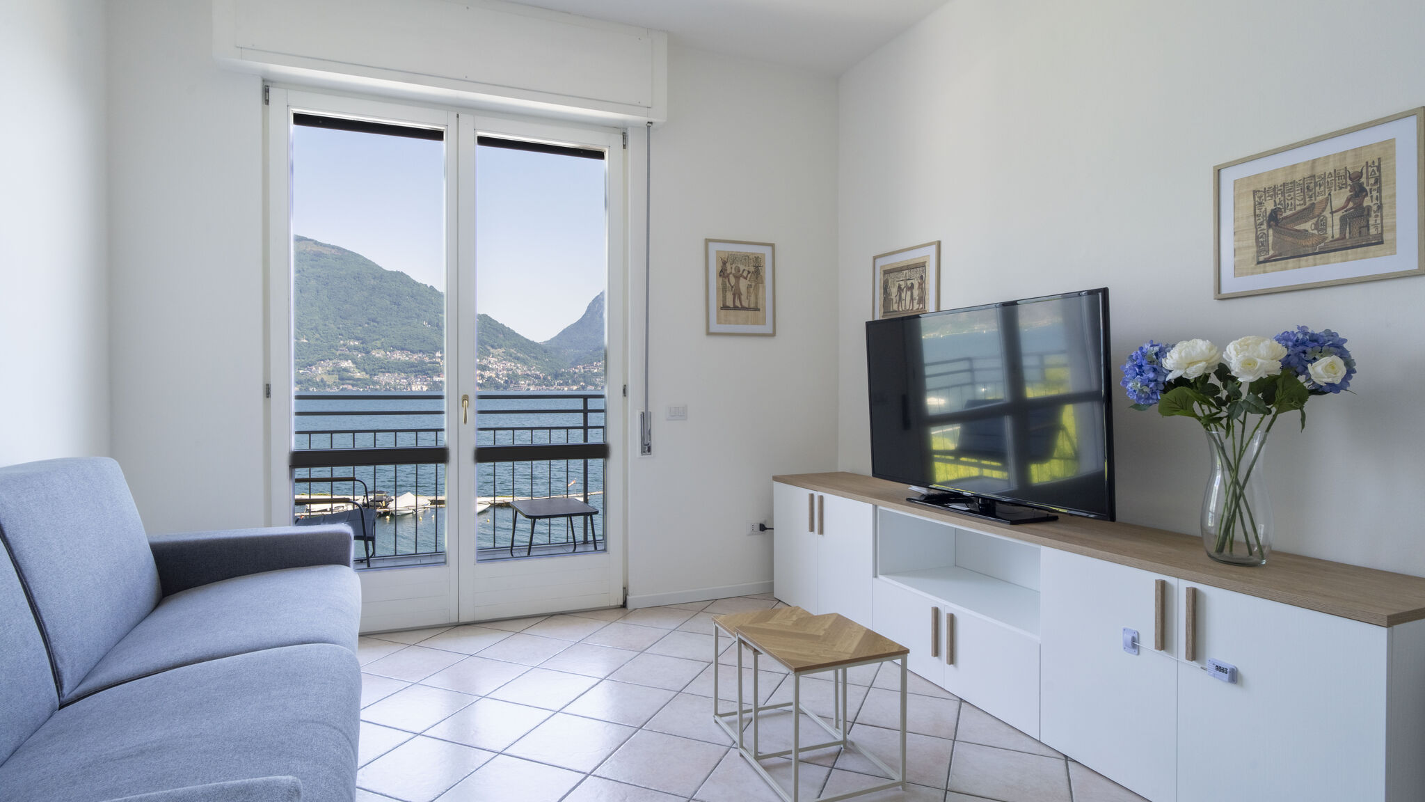 Italianway Como Aurora House · Balcone vista Lago Como · Parking 