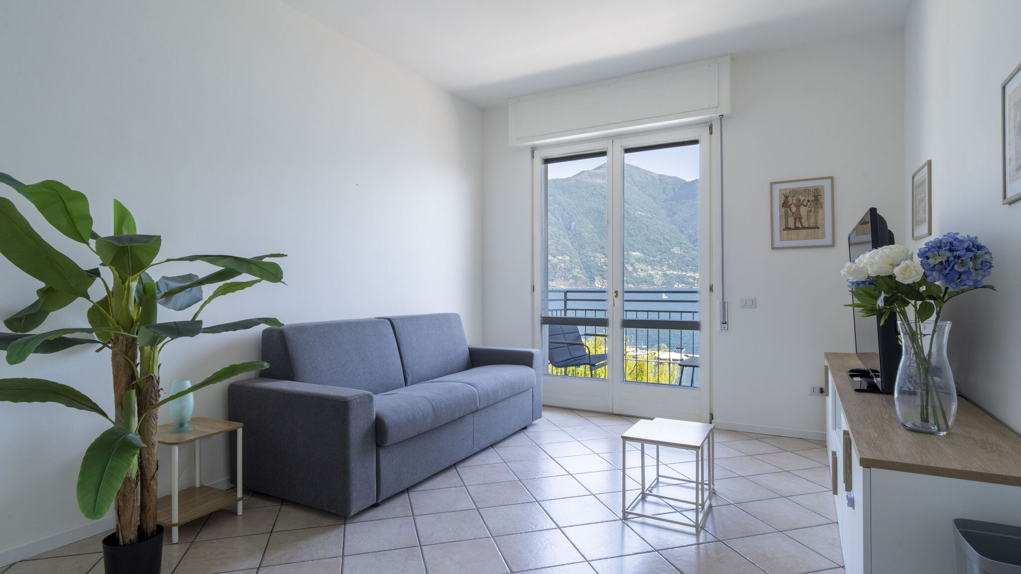 Italianway Como Aurora House · Balcone vista Lago Como · Parking 