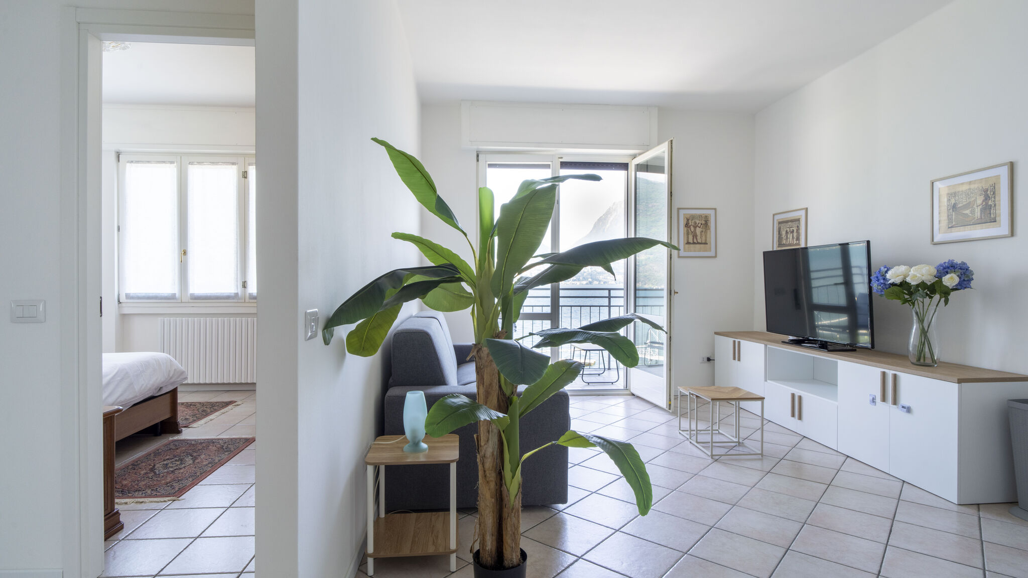 Italianway Como Aurora House · Balcone vista Lago Como · Parking 