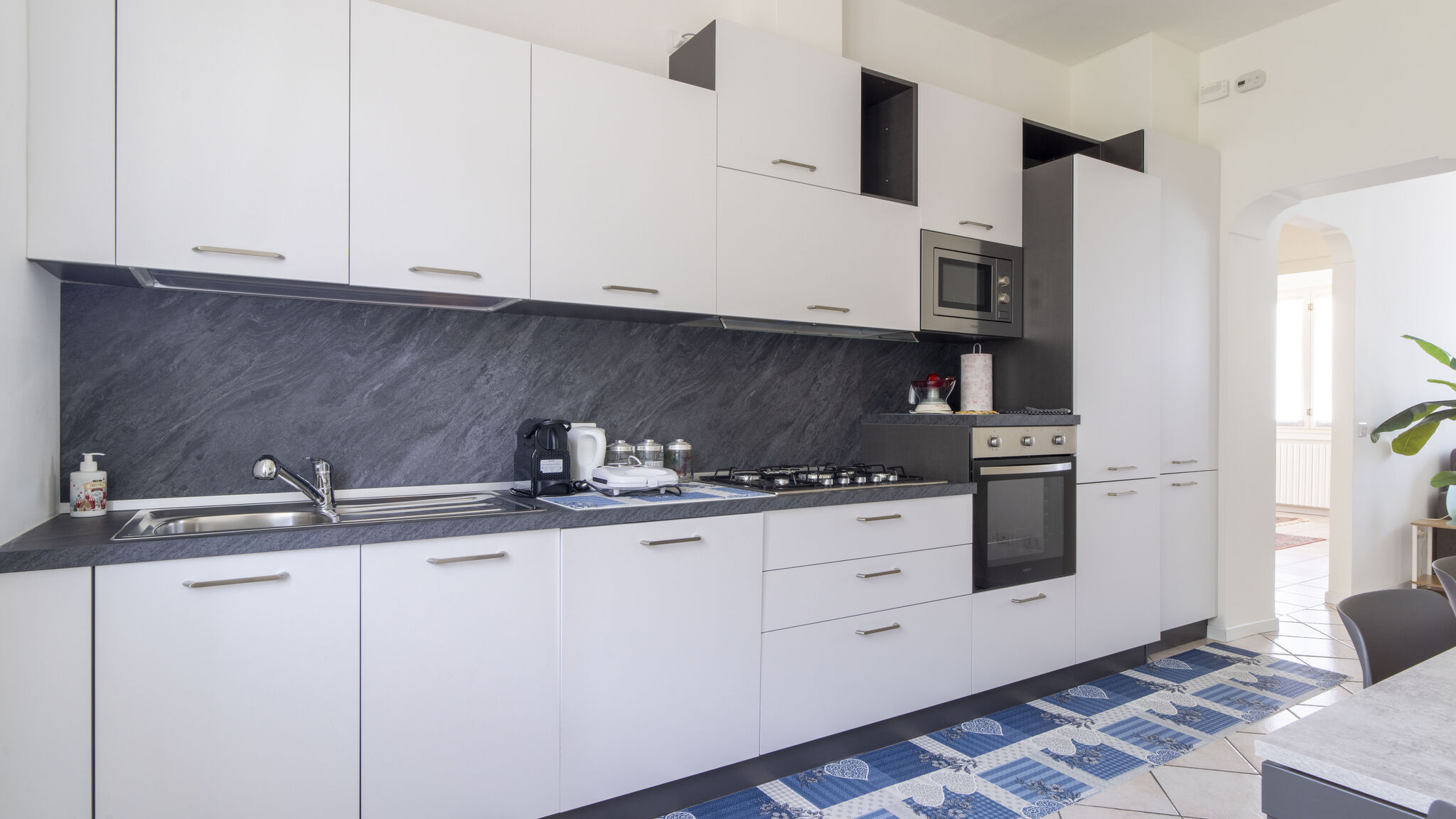 Italianway Como Aurora House · Balcone vista Lago Como · Parking 