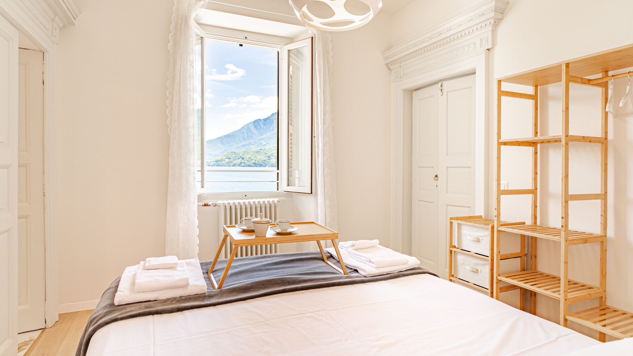 Italianway Dongo Appartamento Piazza Dé Pulti Lake view by Houset