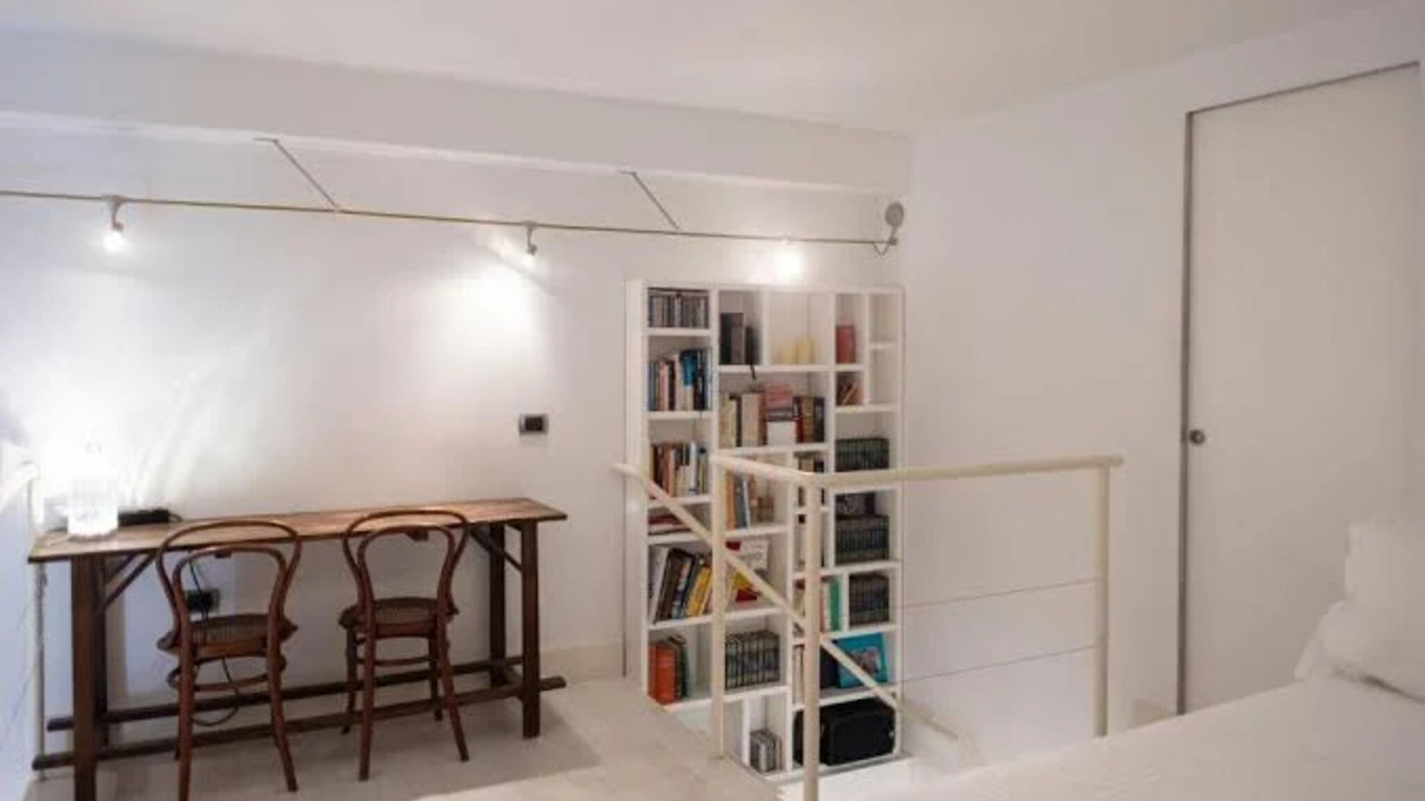 Italianway Napoli Chiaia Prestige by NapoliApartments