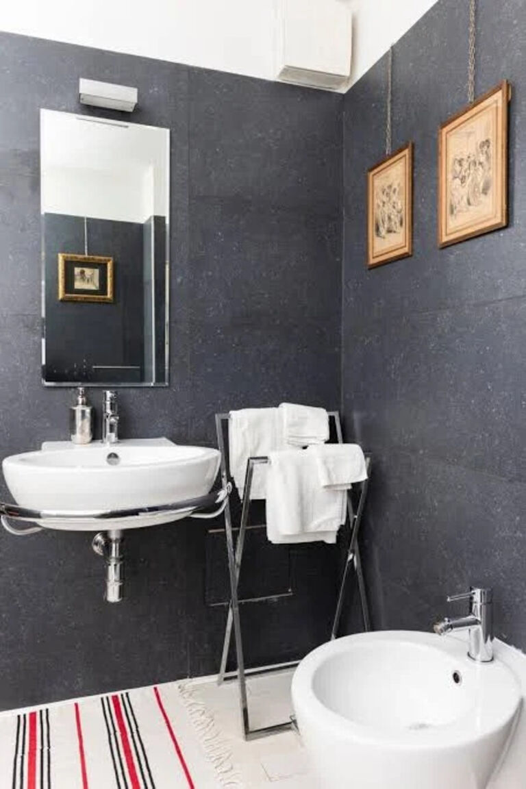 Italianway Napoli Chiaia Prestige by NapoliApartments