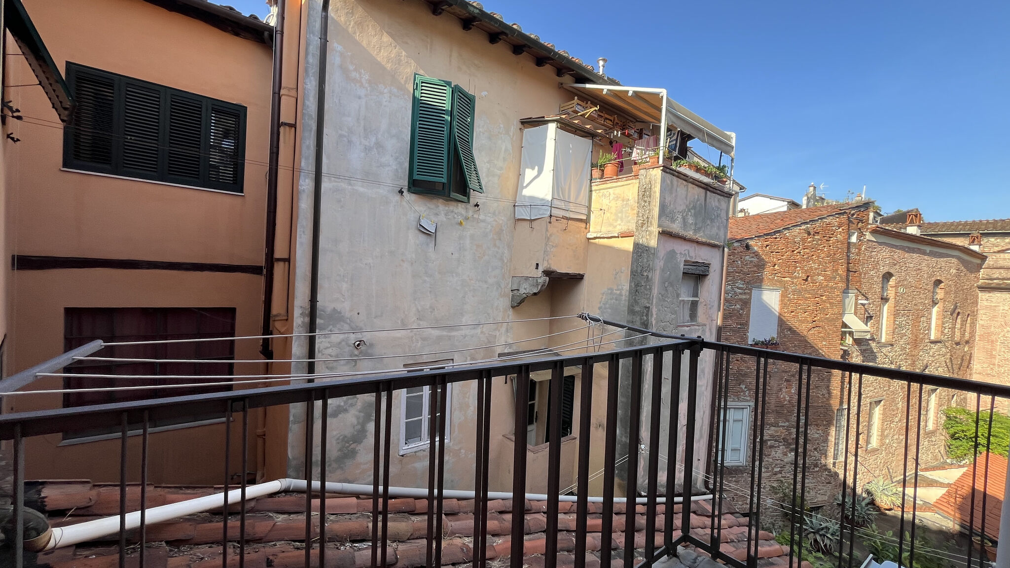 Italianway Lucca Casa Momo - Modern stay in the heart of Lucca