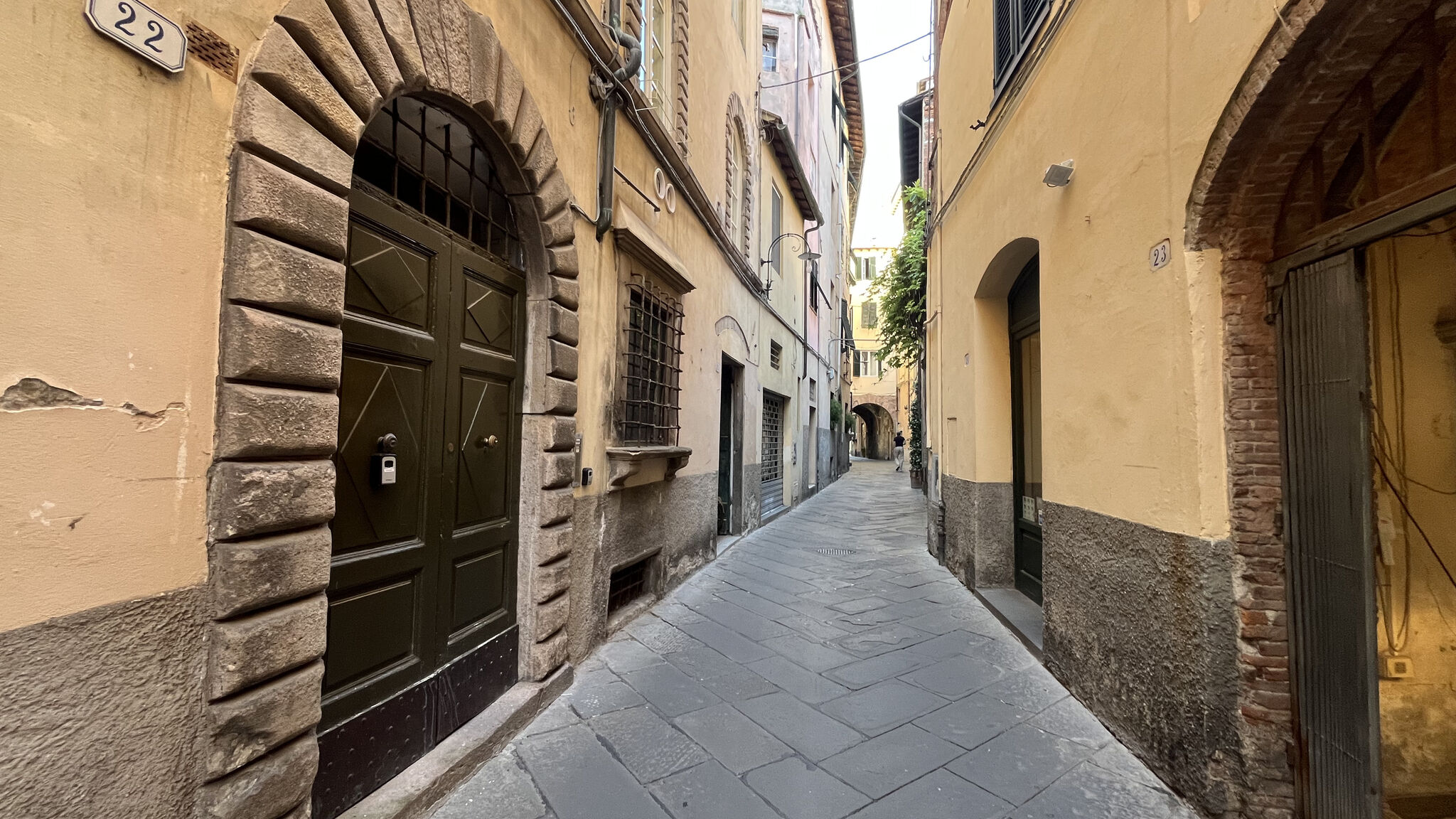 Italianway Lucca Casa Momo - Modern stay in the heart of Lucca