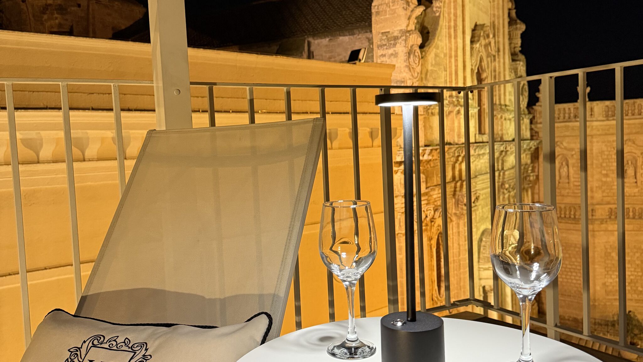MONHOLIDAY - ospitalità e servizi per il turismo Monopoli Vista Cattedrale by Monholiday