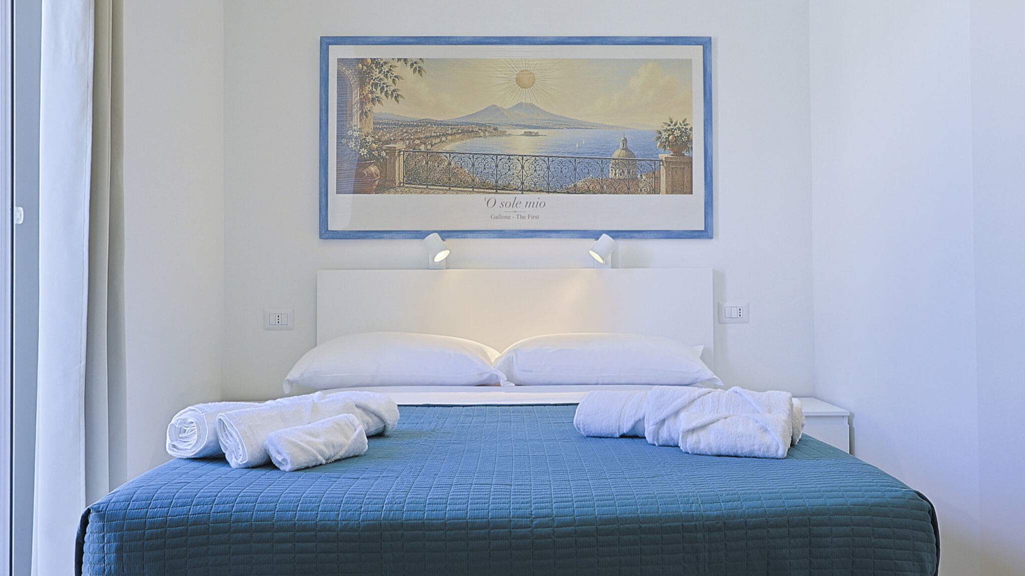 Italianway Napoli Gallone - The first - Camera O Sole Mio